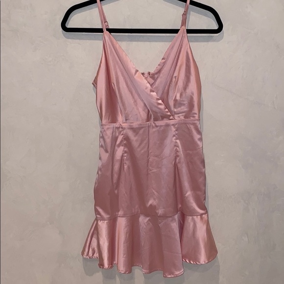 NWT Pink Silk Dress Forever 21 - Picture 1 of 3